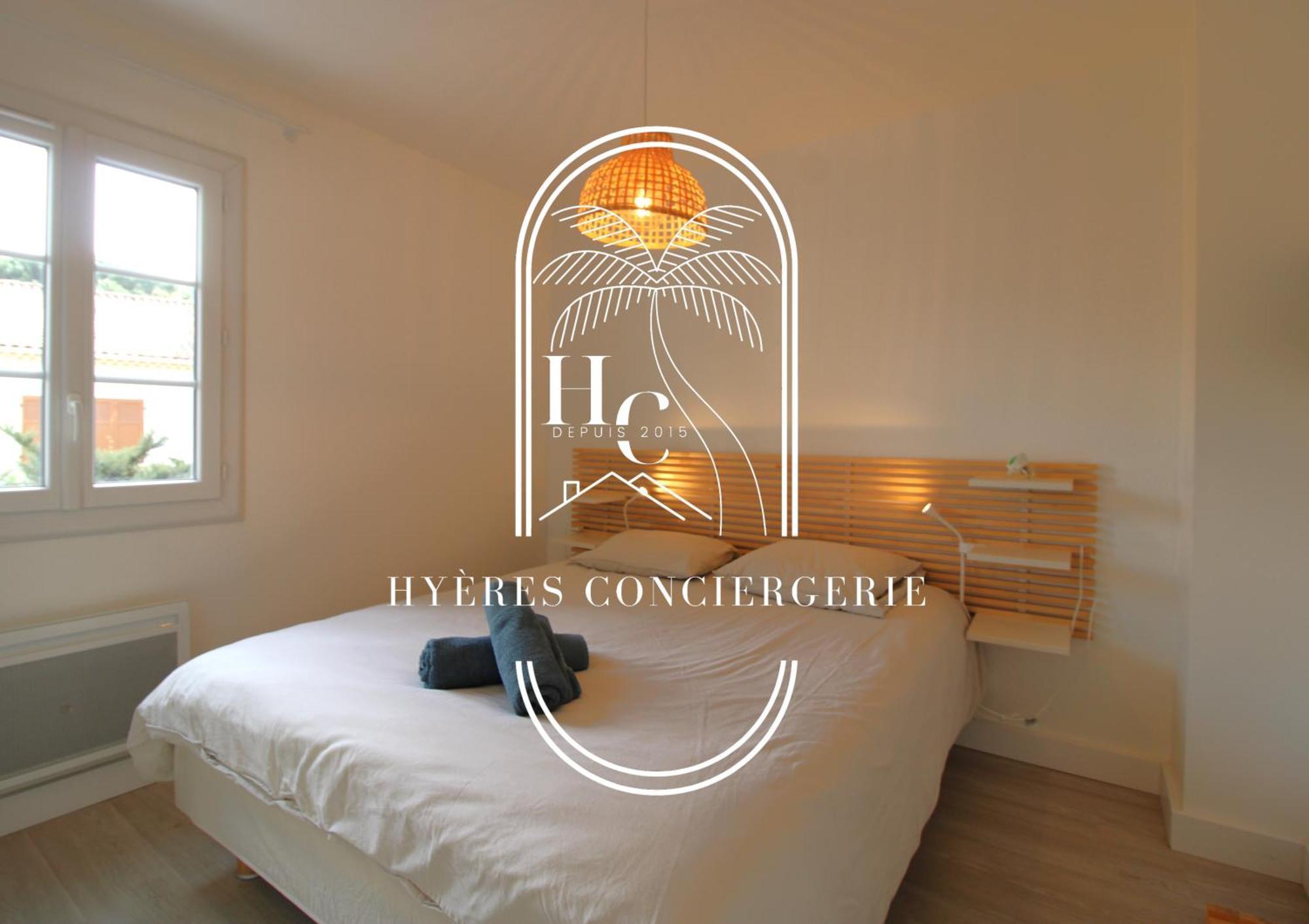 Duplex Au Coeur Du Port D'Hyeres- Plages Parking By Hc Exterior foto
