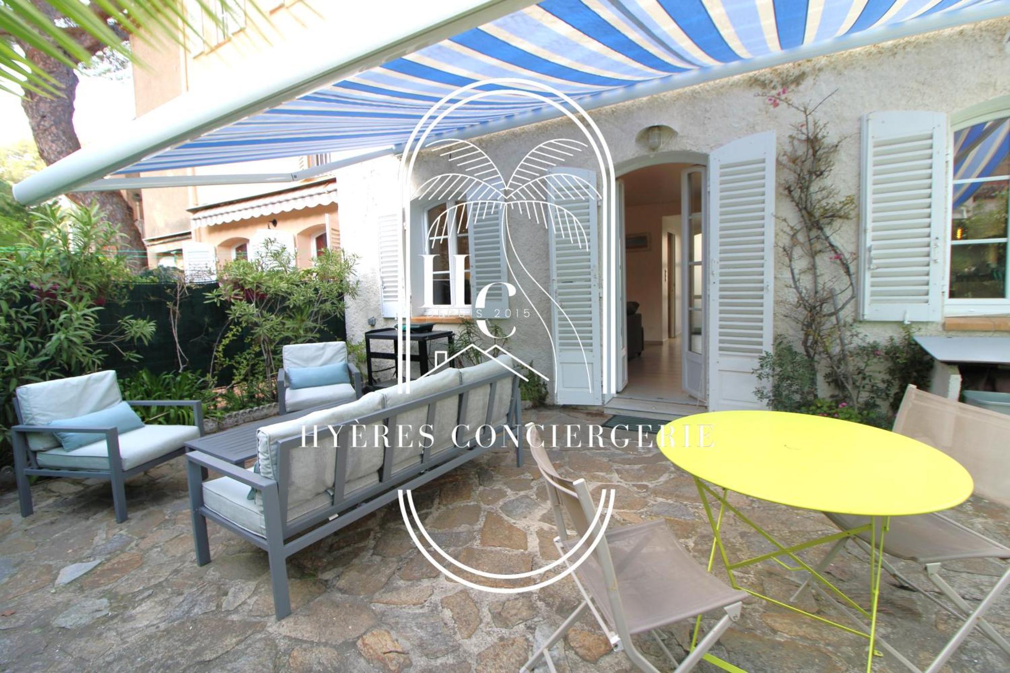 Duplex Au Coeur Du Port D'Hyeres- Plages Parking By Hc Exterior foto