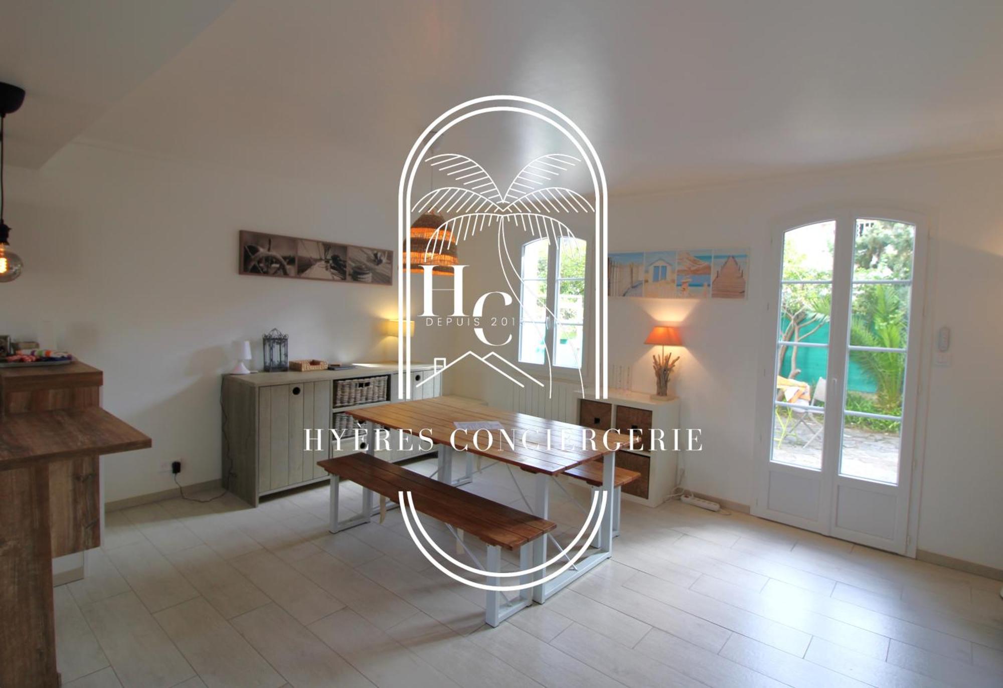 Duplex Au Coeur Du Port D'Hyeres- Plages Parking By Hc Exterior foto