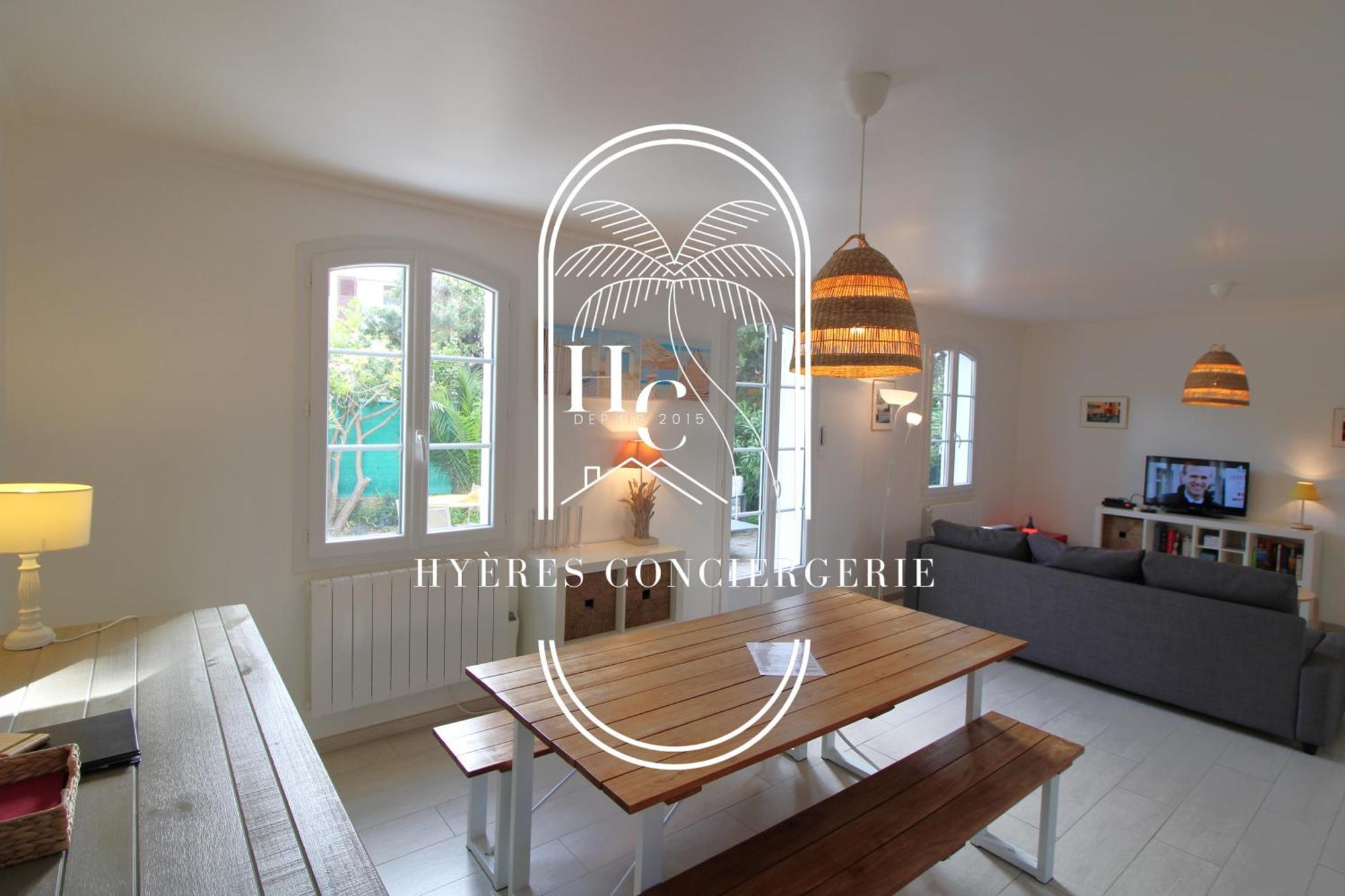 Duplex Au Coeur Du Port D'Hyeres- Plages Parking By Hc Exterior foto